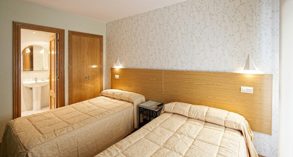 Burgo Hostal Bezana חדר תמונה